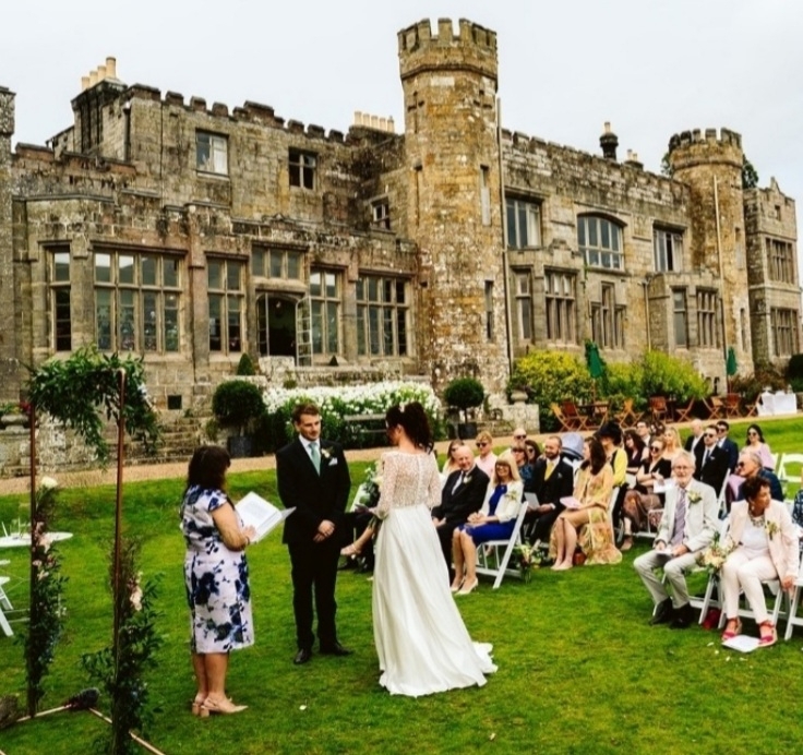 Gallery image 5: amanda-wheal-celebrant