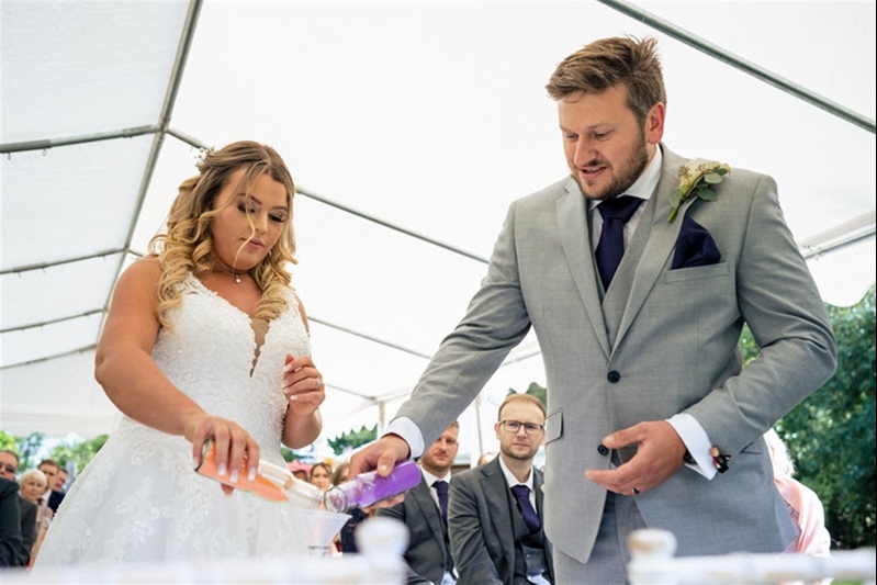 Gallery image 13: amanda-wheal-celebrant