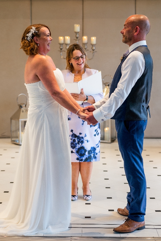 Gallery image 4: amanda-wheal-celebrant