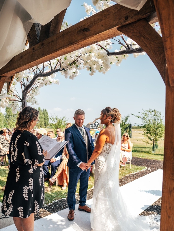 Gallery image 11: amanda-wheal-celebrant