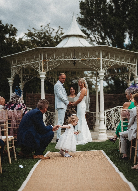 Gallery image 17: amanda-wheal-celebrant