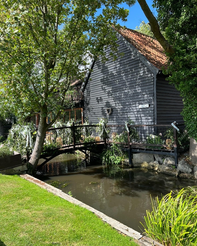 Gallery image 5: old-brook-barn