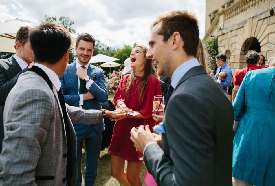 Gallery image 4: oliver-ward-magic