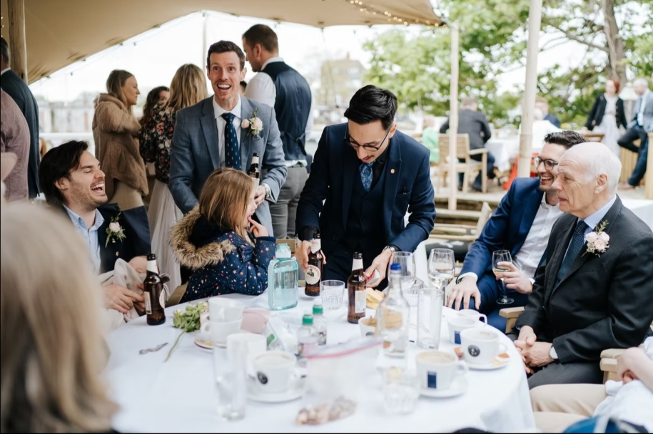 Gallery image 6: oliver-ward-magic