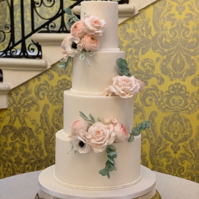 Find your big-day bake with our Ascot Racecourse exhibitor