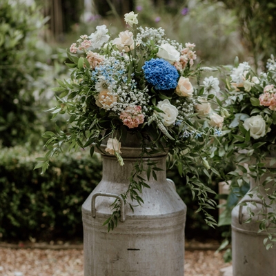 Essex-based Alison White Wedding Flowers tells us how to create showstopping florals