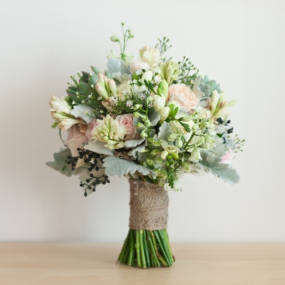 Wedding flowers 2022 - which are the most popular?