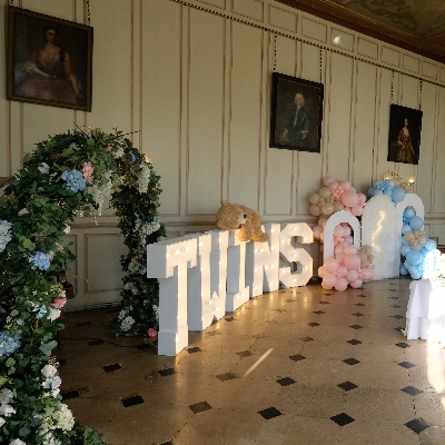 Gosfield Hall welcomes camera crew for TOWIE celebration