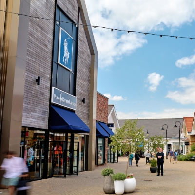 Wedding News: Braintree Village to hold exclusive three-day shopping event