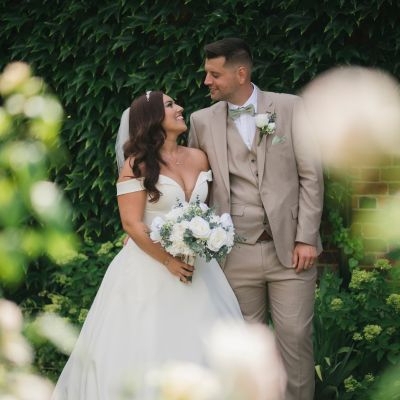 Real Weddings: Fly away WITH ME