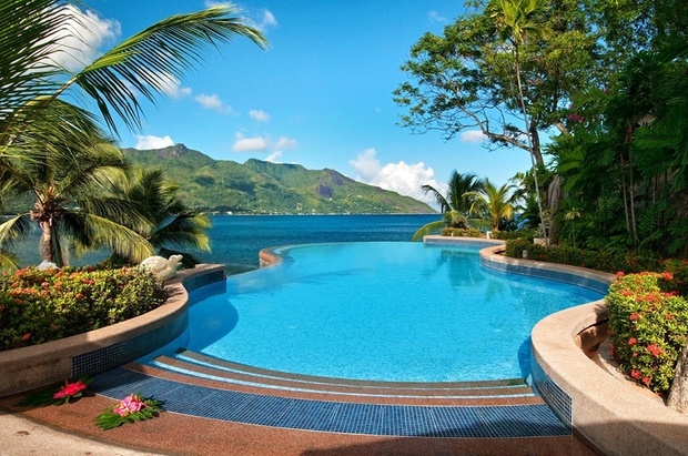 Honeymoon at Hilton Seychelles: Image 1