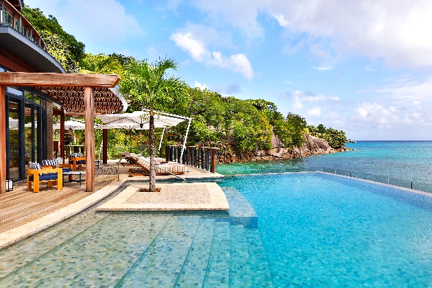 Swimming pool overlooking the ocean