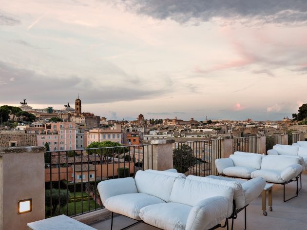 terrace shot of Rhinoceros Roma