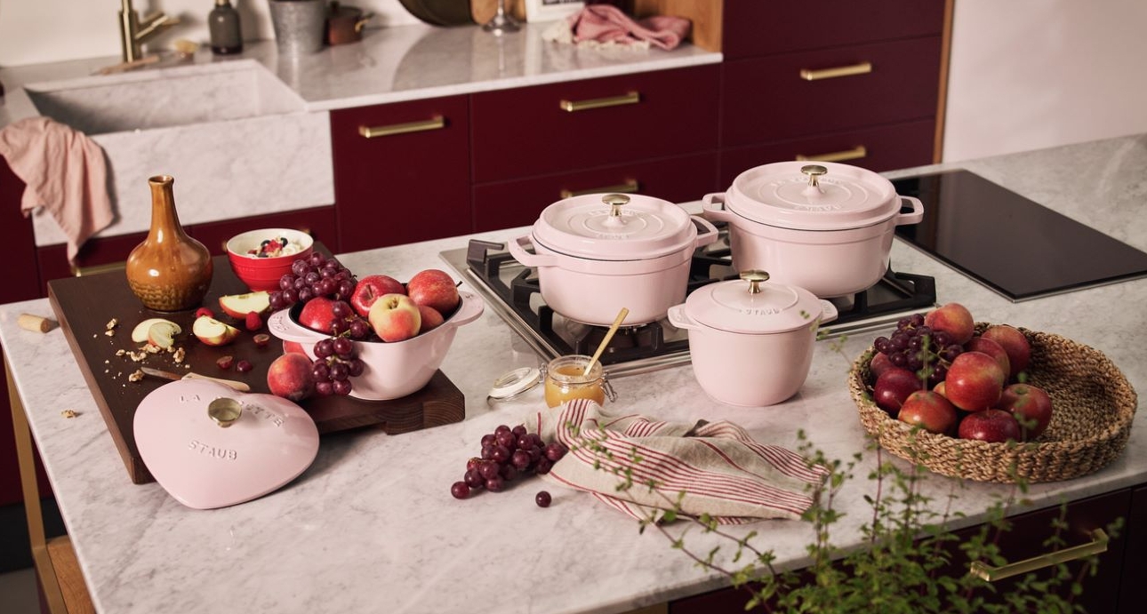 STAUB rose pink range