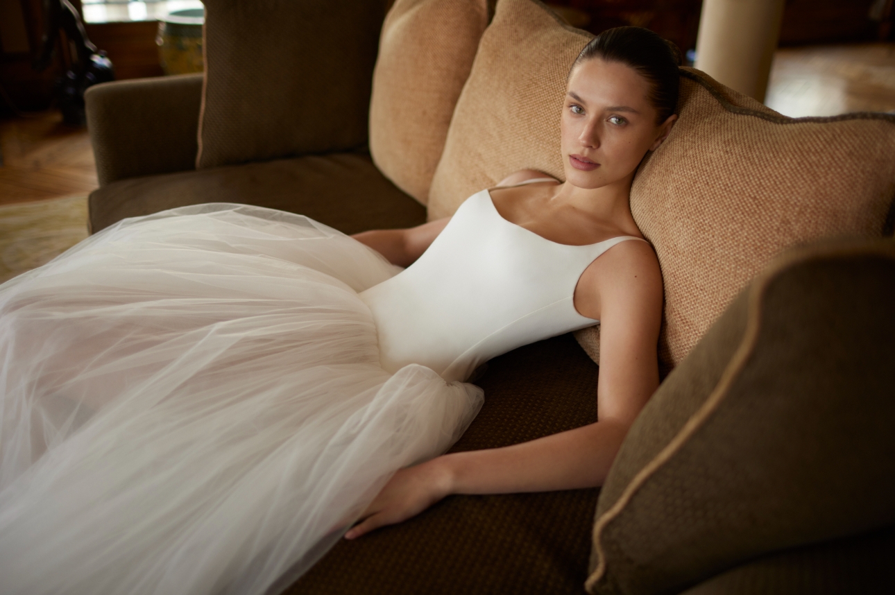 balletic style wedding dress