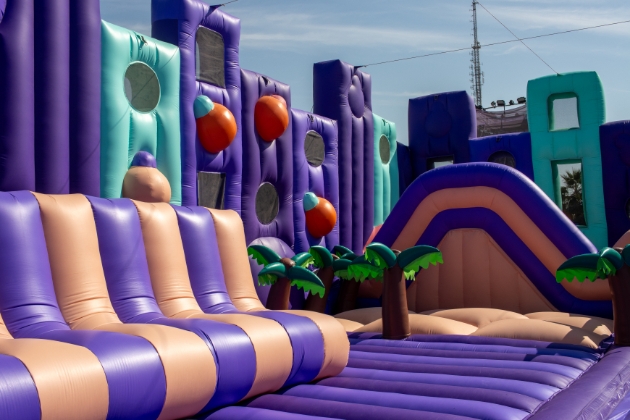 huge inflatable course