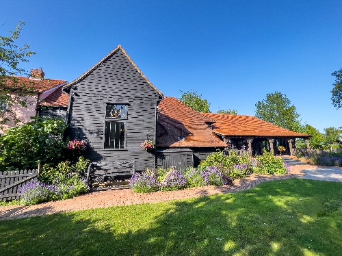 Image 1 from Old Essex Barn